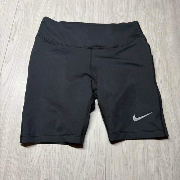 Nike Women's Black Shorts - Picture 1 of 8